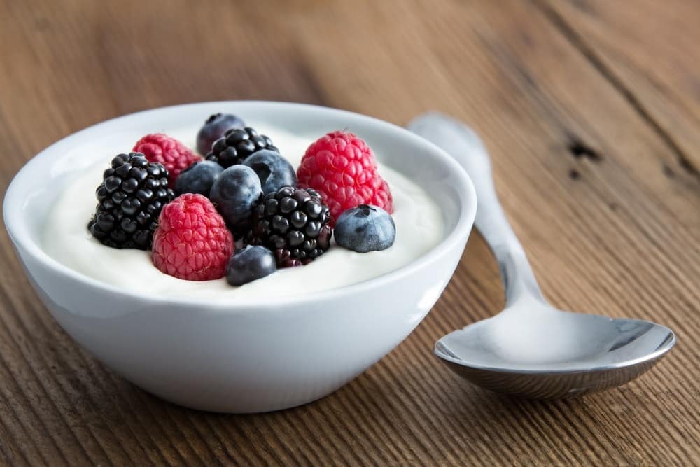 Jogurt s borůvkami a chia semínky Jogurt s borůvkami a chia semínky