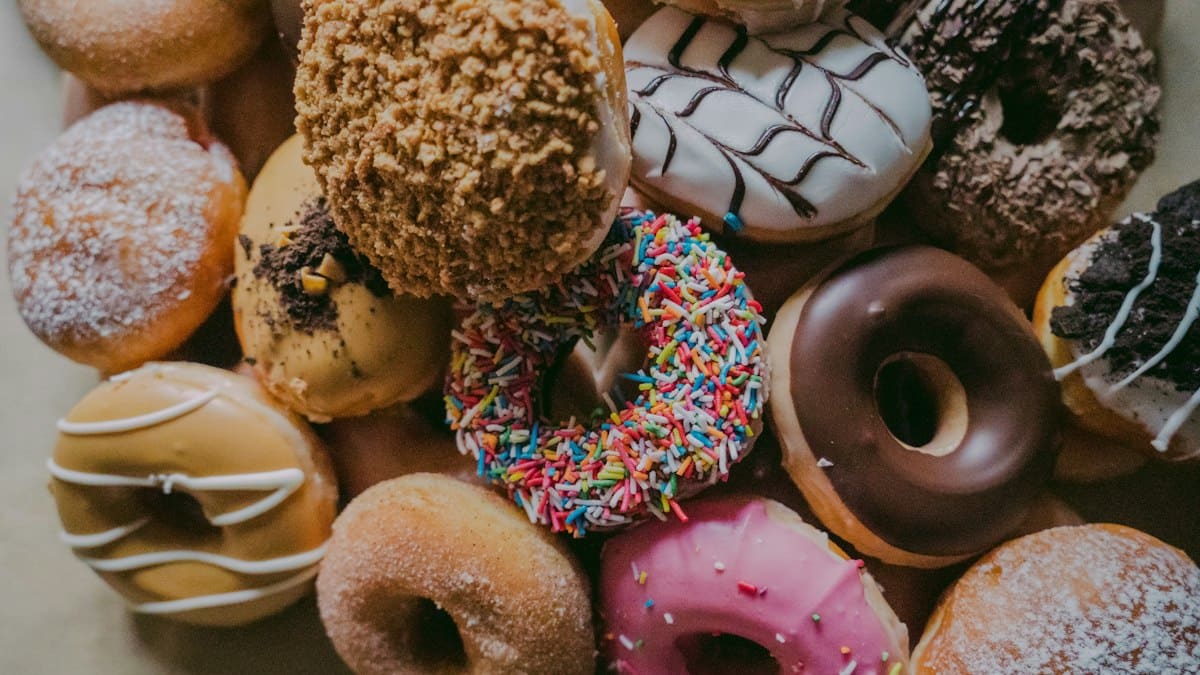 Ve vlastní šťávě: Chci, aby naše koblihy dělaly lidem radost, říká majitel veganské koblihárny Ondřej RakušanVe vlastní šťávě