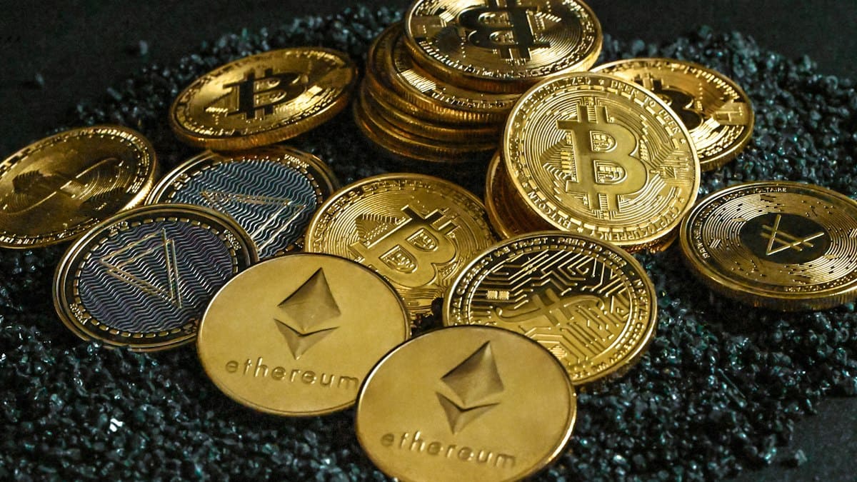 Hollywood si zamiloval podvodníky. Apple chystá film o zakladateli kryptoburzy FTX Bankmanu-Friedovi
