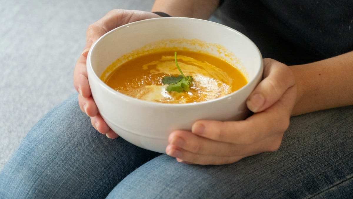 Zima 2026 v gastru: comfort food, husa, Vánoce a leden