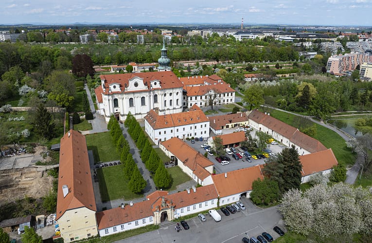 Pronájem Praha 6 pro konference: 5 důvodů, proč zvolit Břevnovský klášter