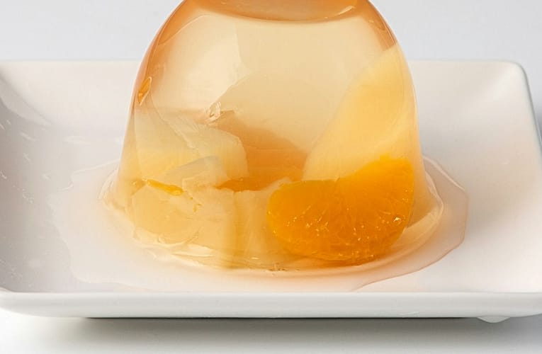 Voňavé jablečné želé se skořicí – perfektní chuťovka k sýrům a paštikám